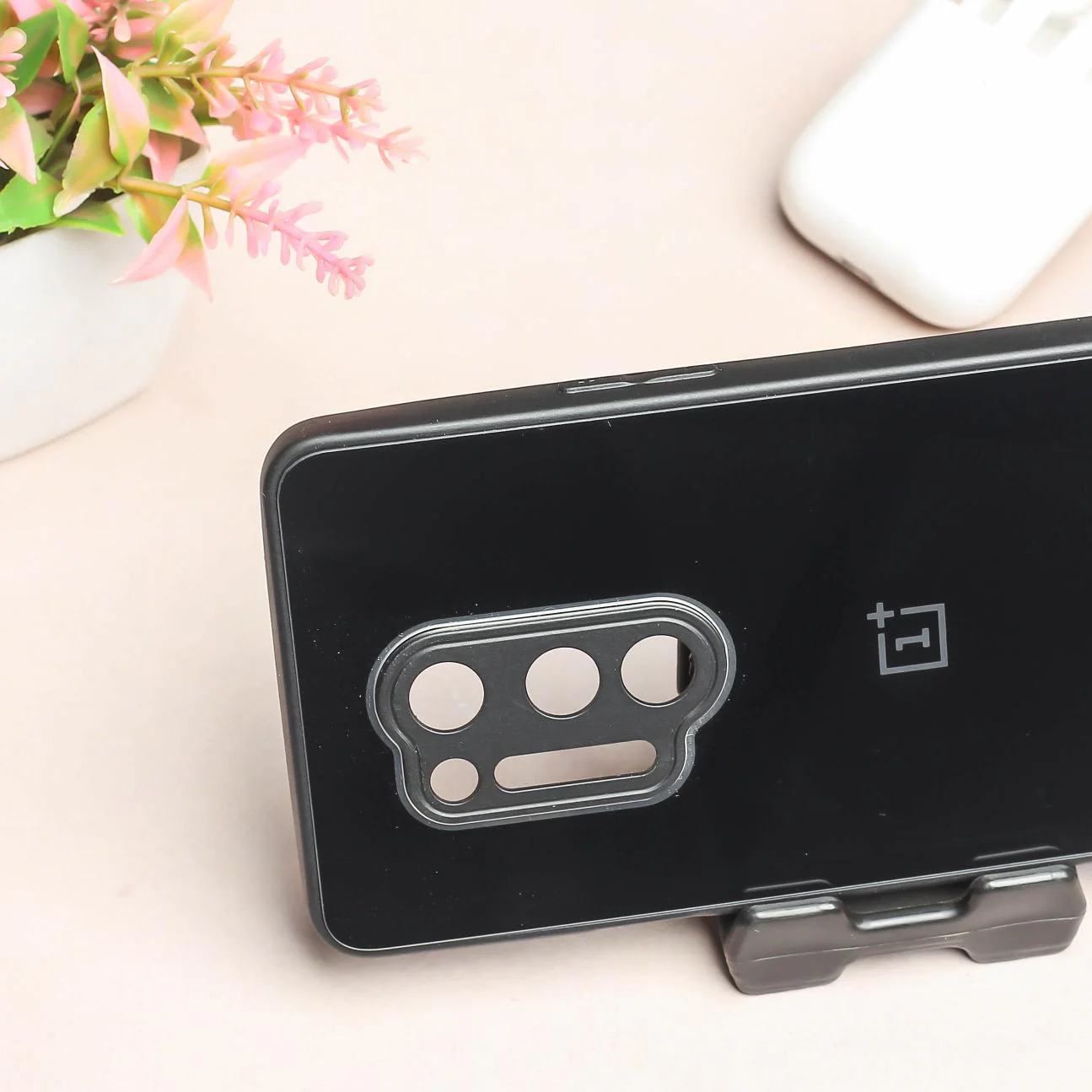 Black camera Safe mirror case for Oneplus 8 Pro - Image 3