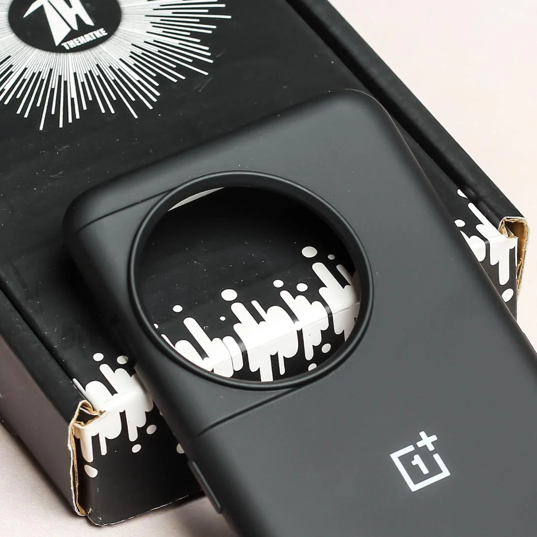 Black Original Silicone case for Oneplus 13R - Image 4