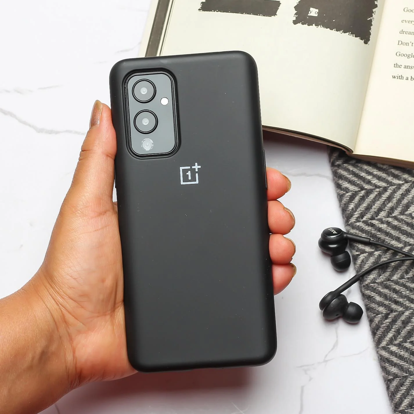 Black Original Silicone case for Oneplus 9