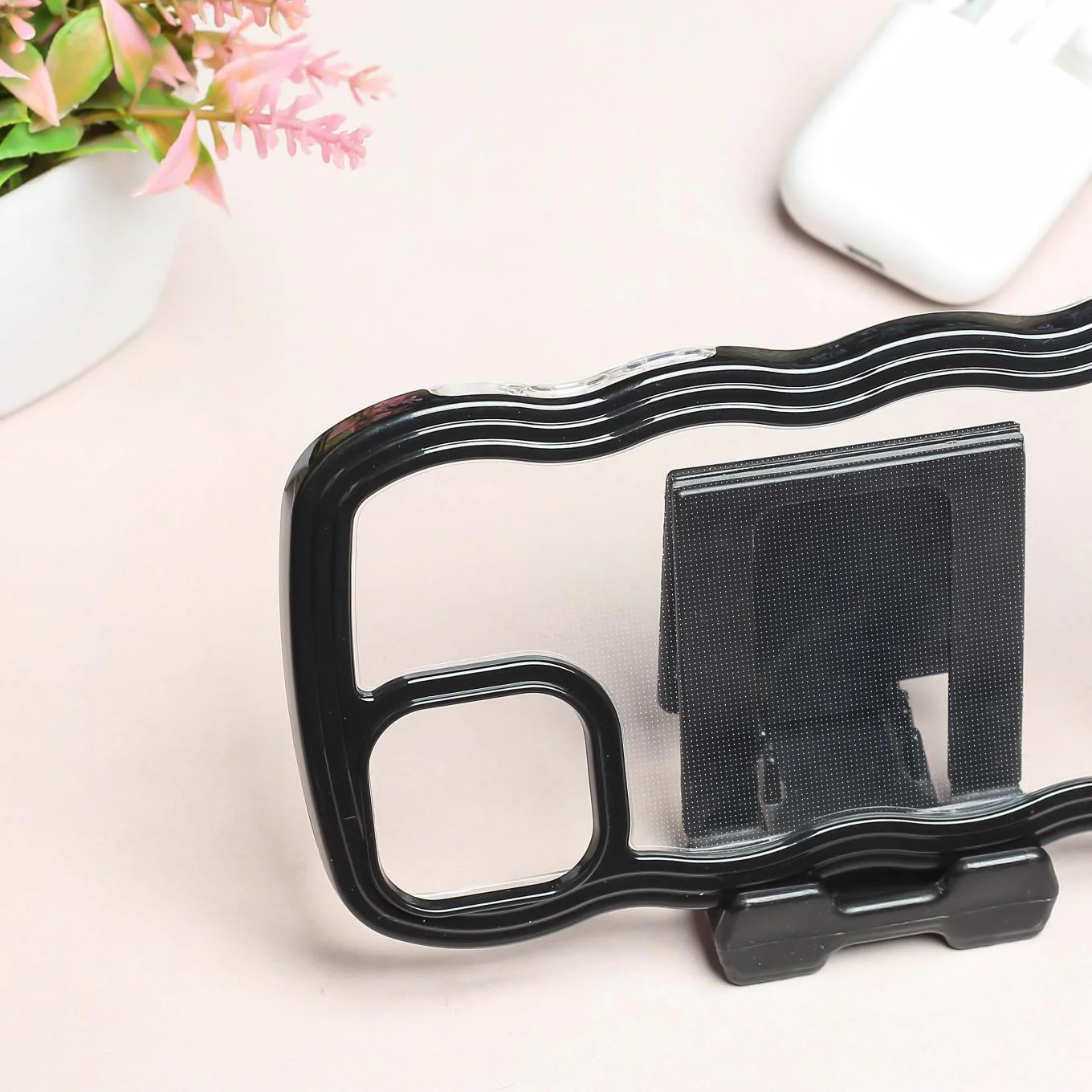 Black Zig Zag Frame  Silicon Case for Apple Iphone 16 Pro Max - Image 3