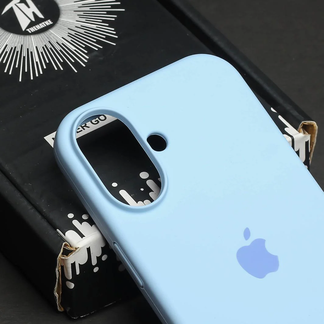 Cloud Blue Original Silicone case for Apple iphone 16 - Image 4