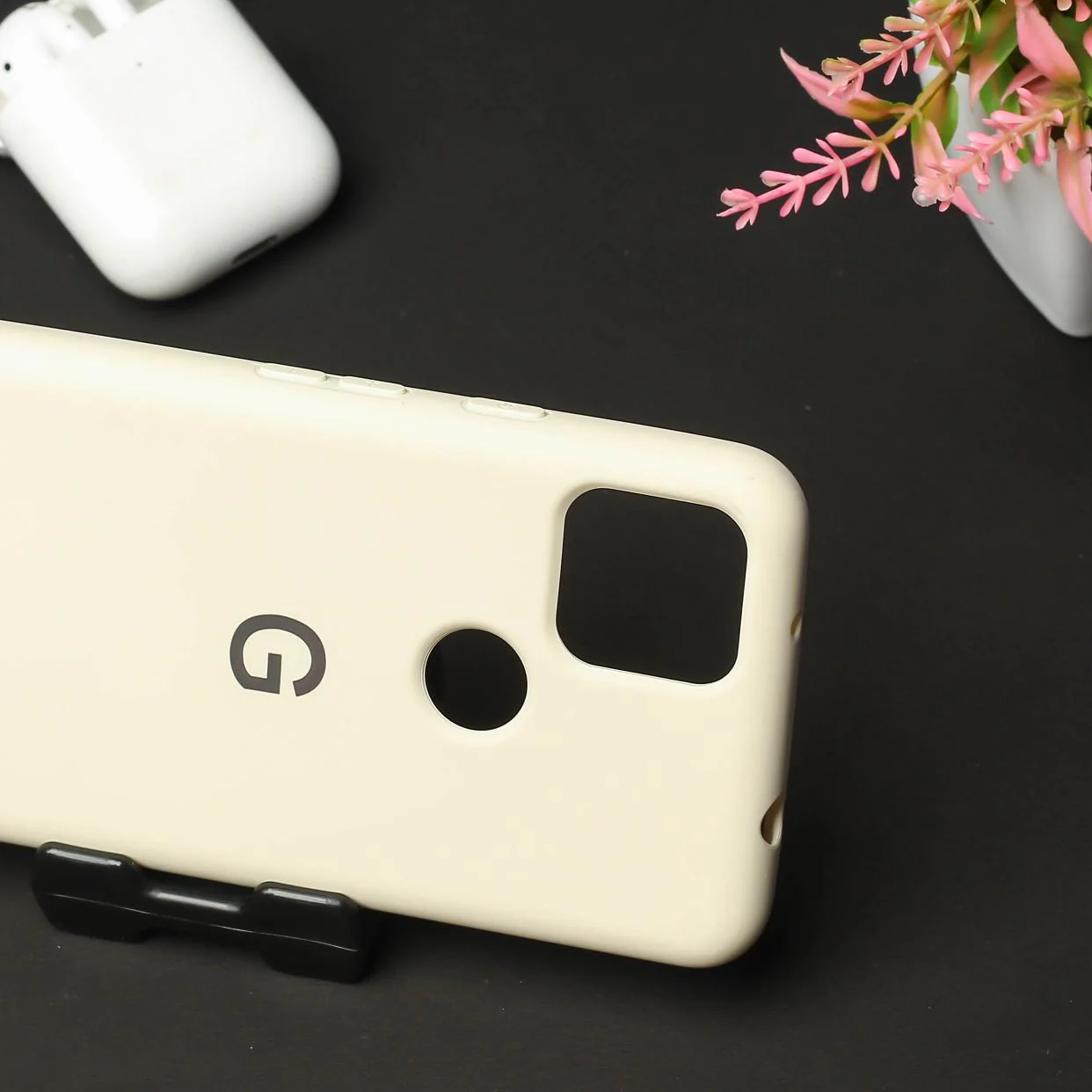 Cream Original Silicone case for Google Pixel 5A - Image 3