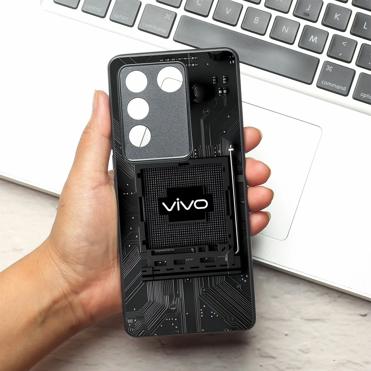 Microchip MB Case for Vivo V27