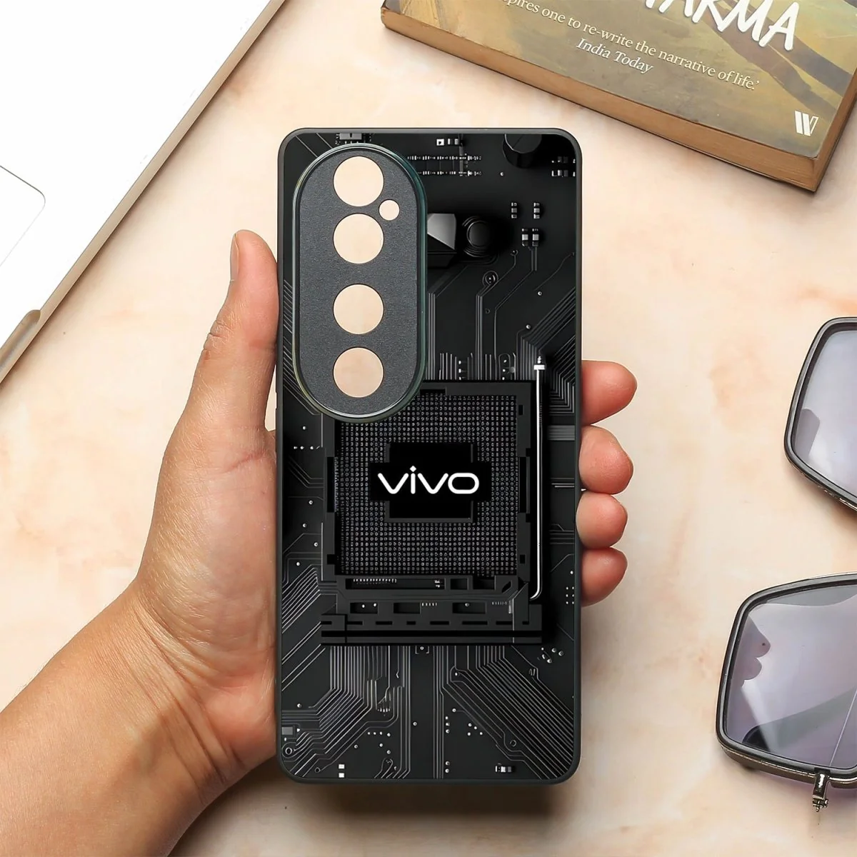 Microchip MB Case for Vivo V40