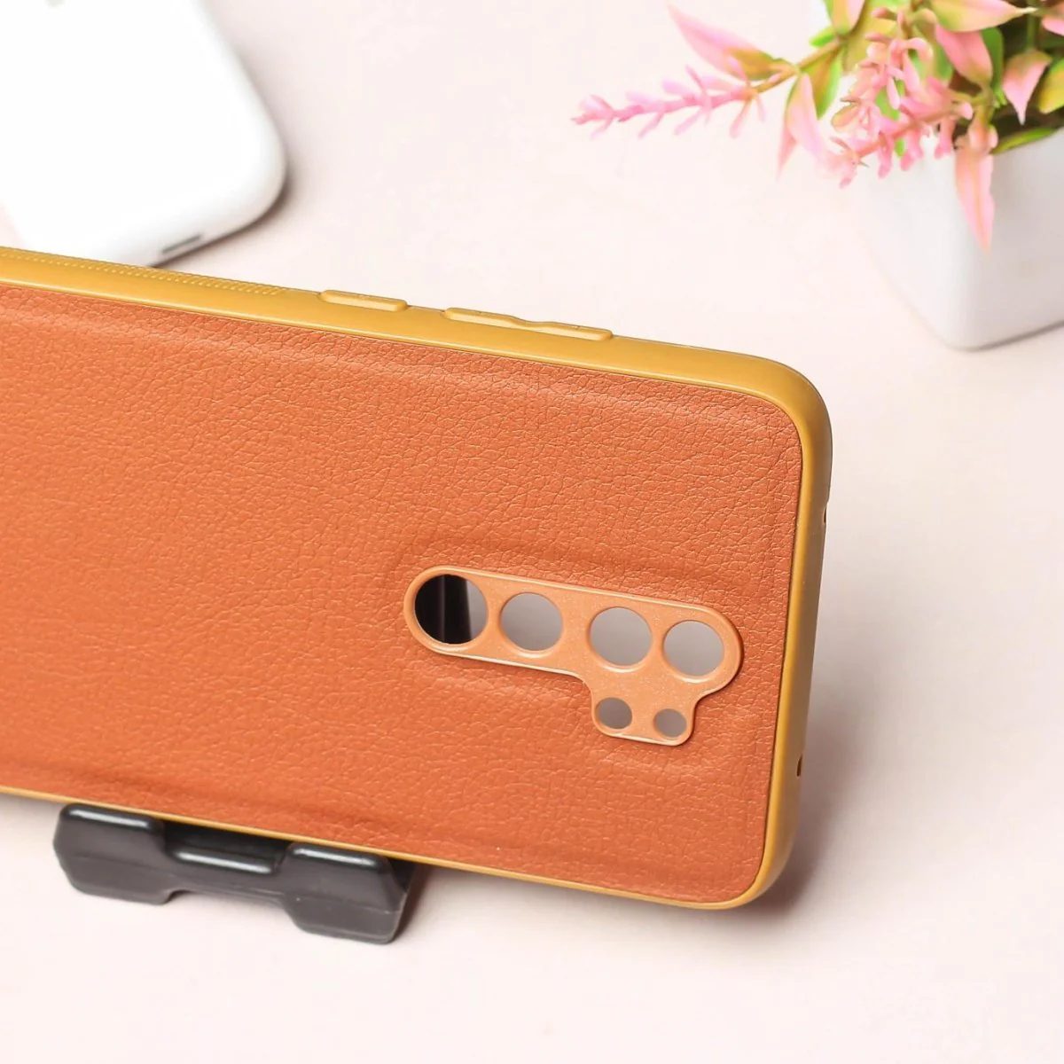 Raised Edges Brown Leather Case for Redmi Note 8 Pro - Image 3