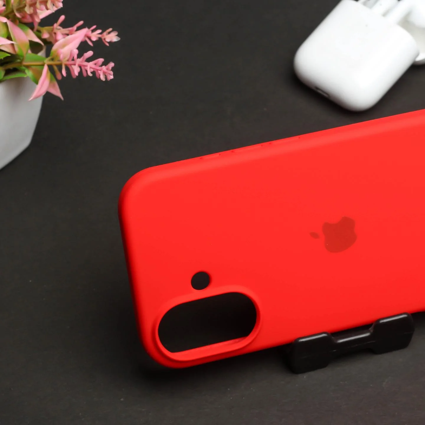 Red Original Silicone case for Apple iphone 17 - Image 3