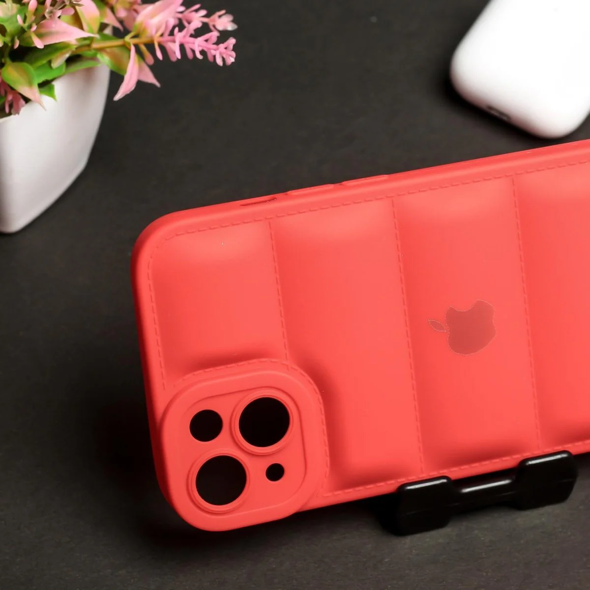 Red Puffon silicone case for Apple iPhone 13 - Image 3