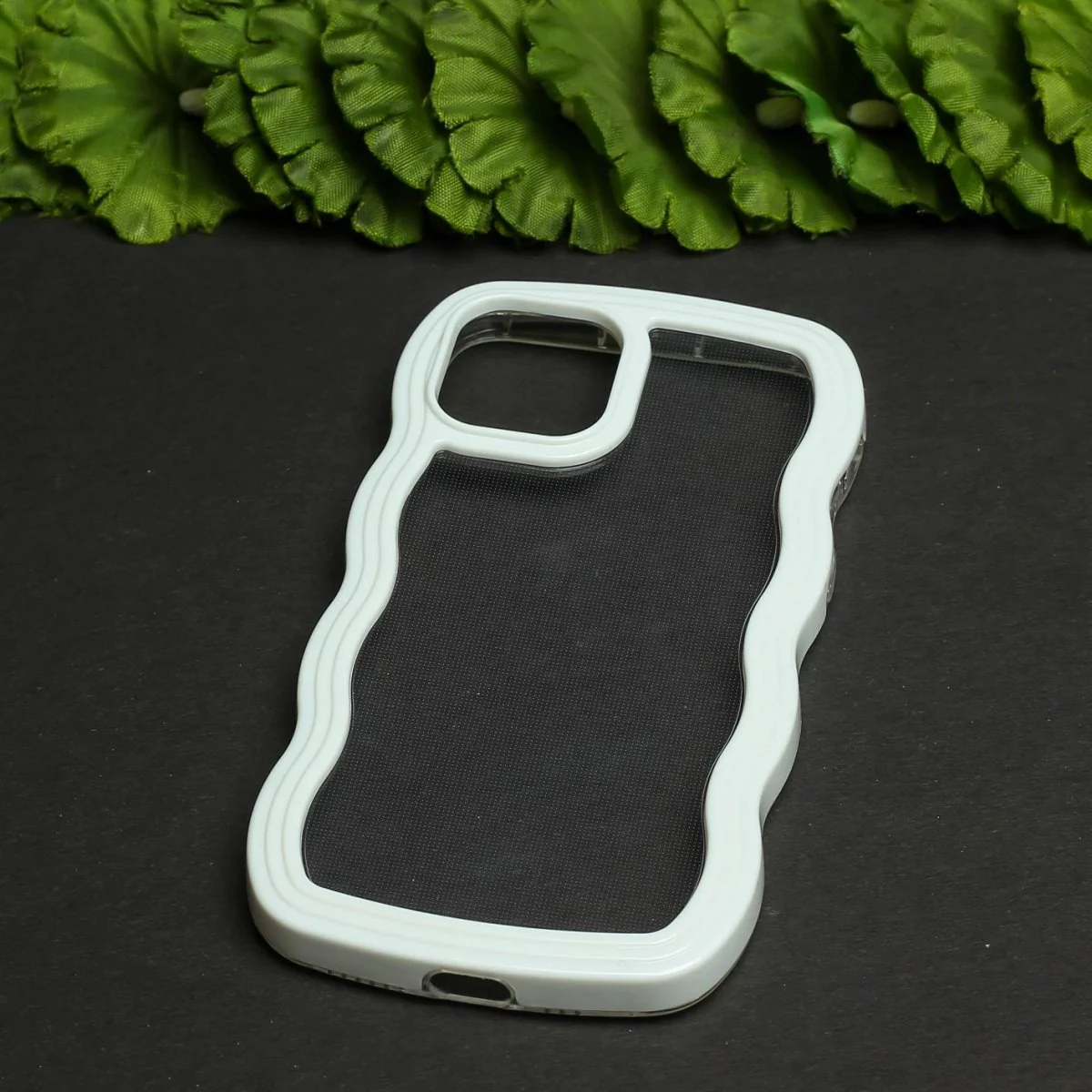 White Zig Zag Frame Silicon Case for Apple Iphone 14 Pro Max - Image 2